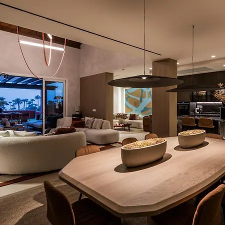 Holiday home Vacation Marbella I The Signature Penthouse, Sea View, Sauna, Private Heated Jacuzzi, Cutting-edge Amenities